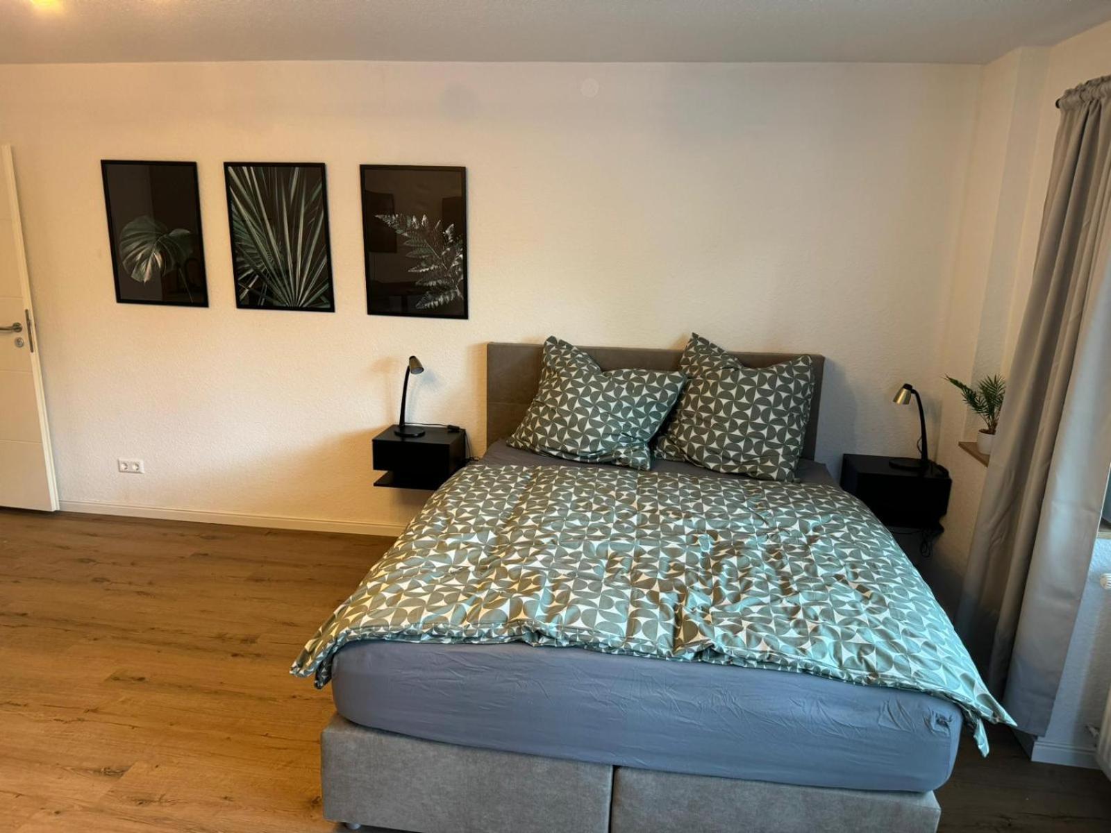 Studio Zimmer In Innenstadt Karlsruhe Esterno foto